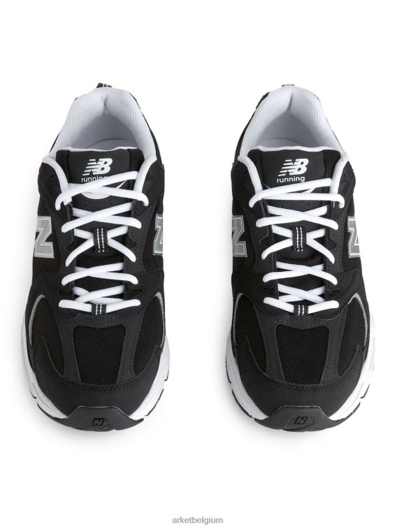 ARKET schoenen 0DXJP1253 zwart wit new balance 530 trainers Heren