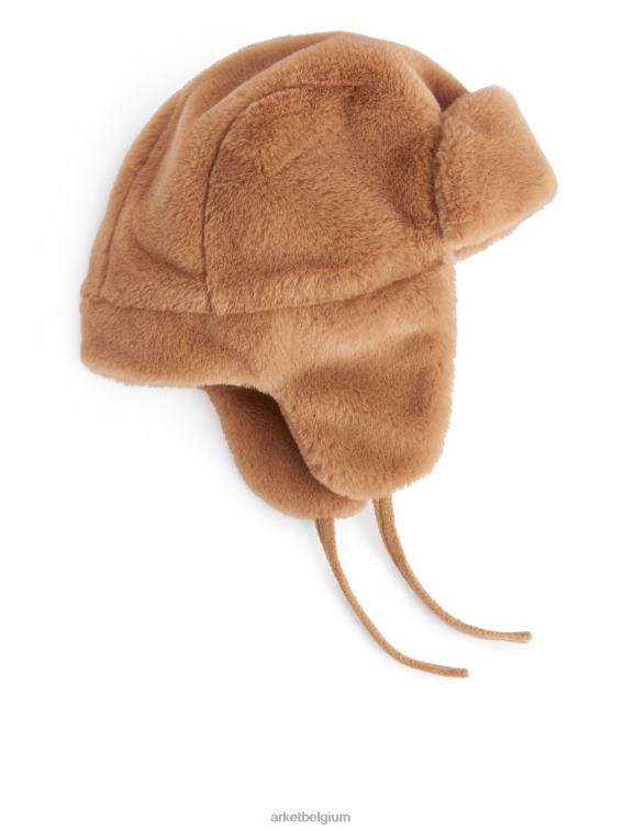 ARKET accessoires 0DXJP1643 kameel met stapel gevoerde dop kinderen