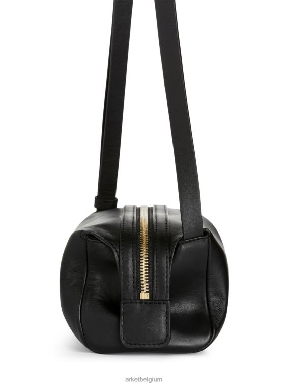 ARKET Tassen 0DXJP744 zwart boxy leren crossbodytas unisex