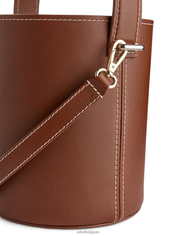 ARKET Tassen 0DXJP768 bruin kleine leren bucketbag unisex