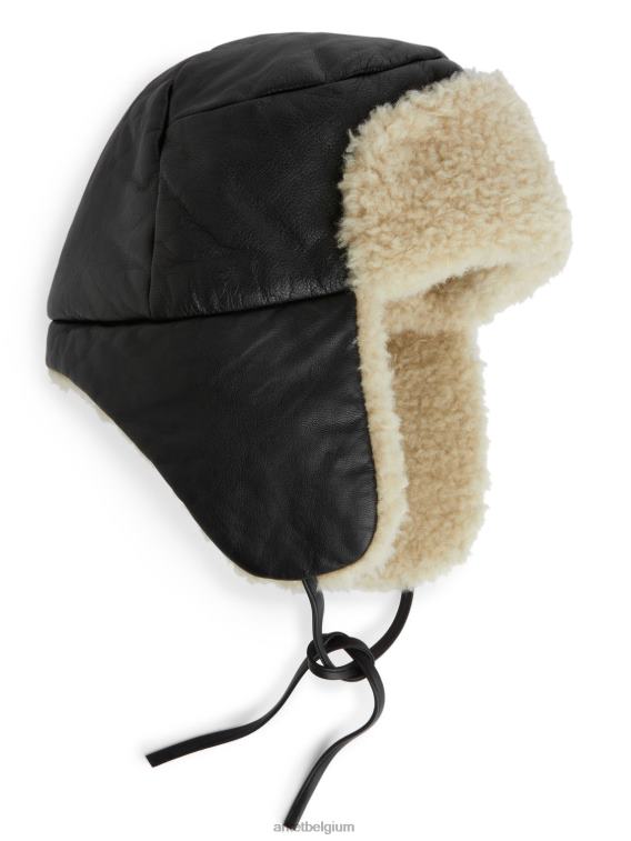 ARKET accessoires 0DXJP893 zwart/gebroken wit leren pelshoed vrouwen