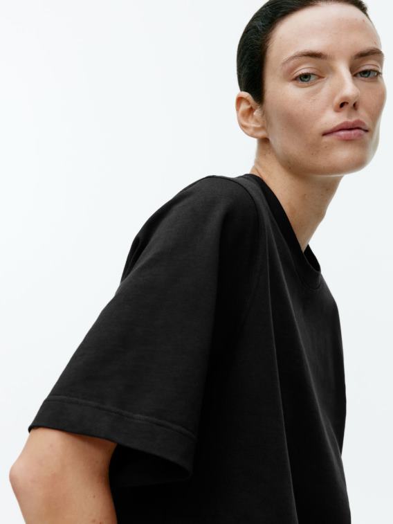 ARKET kleding 0DXJP387 zwart zwaar boxy t-shirt vrouwen